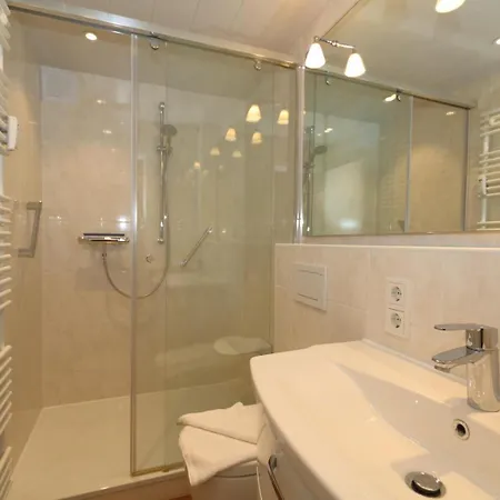 Apartment Käptn Christiansen 14 Westerland